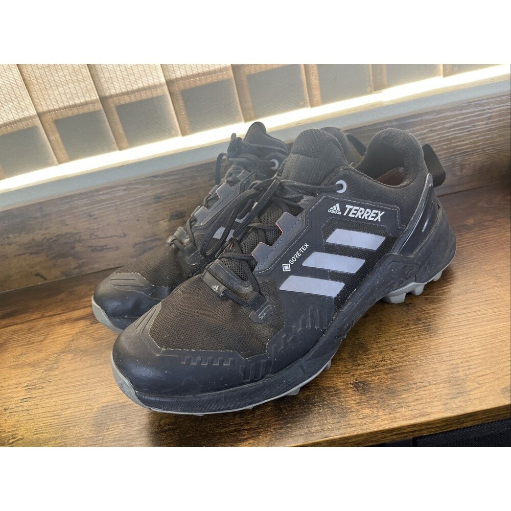 adidas Men's Terrex Hiking Shoes Size 9 Gore-Tex